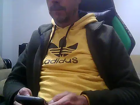 Snapshot of boran34 chatting on 02-03-26, 04:01 boran34 online show from 02-03-26, 04:01