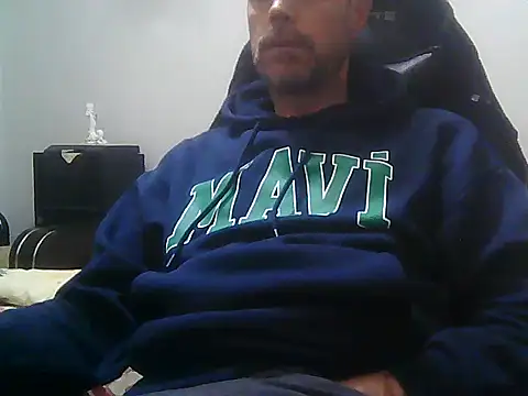 Snapshot of boran34 chatting on 02-26-26, 08:19 boran34 online show from 02-26-26, 08:19