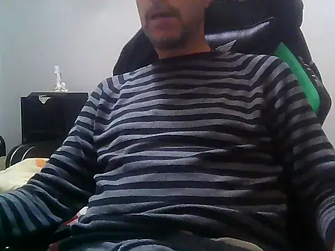 Snapshot of boran34 chatting on 03-03-26, 08:59 boran34 online show from 03-03-26, 08:59