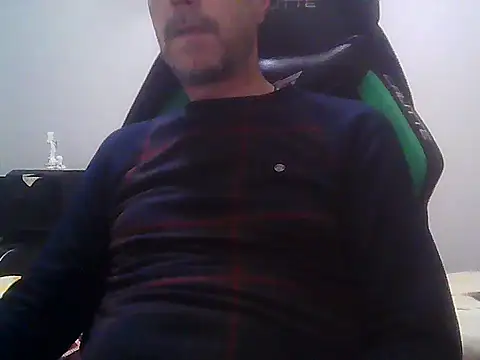 Snapshot of boran34 chatting on 03-06-26, 09:11 boran34 online show from 03-06-26, 09:11