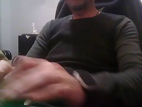 Snapshot of boran34 chatting on 03-17-26, 08:56 boran34 online show from 03-17-26, 08:56