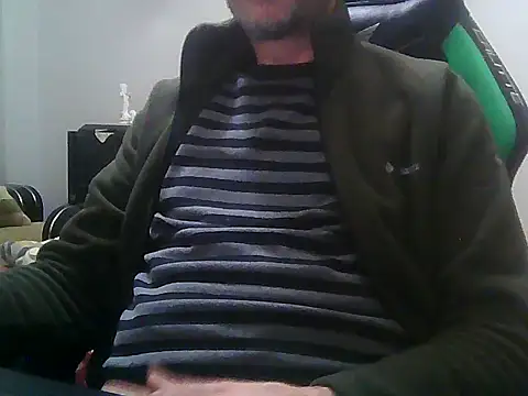 Snapshot of boran34 chatting on 03-18-26, 09:51 boran34 online show from 03-18-26, 09:51