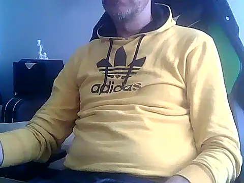 Snapshot of boran34 chatting on 04-04-26, 11:08 boran34 online show from 04-04-26, 11:08