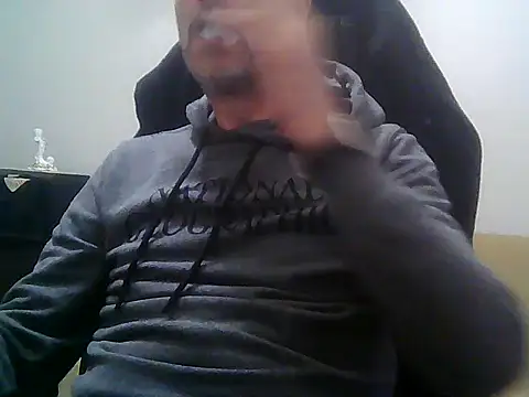 Snapshot of boran34 chatting on 04-15-26, 04:25 boran34 online show from 04-15-26, 04:25