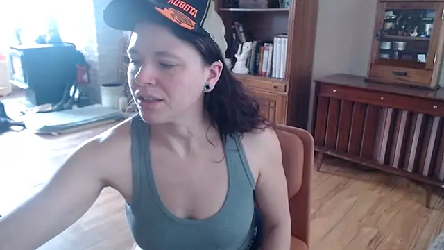 MarcyJones online show from 01-23-25, 05:31