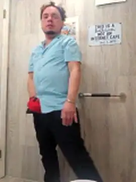 Snapshot of latinoflpr chatting on 12-17-25, 07:53 latinoflpr online show from 12-17-25, 07:53