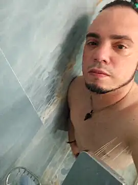 Snapshot of latinoflpr chatting on 01-12-26, 01:55 latinoflpr online show from 01-12-26, 01:55