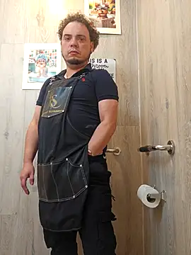 Snapshot of latinoflpr chatting on 02-06-26, 08:34 latinoflpr online show from 02-06-26, 08:34