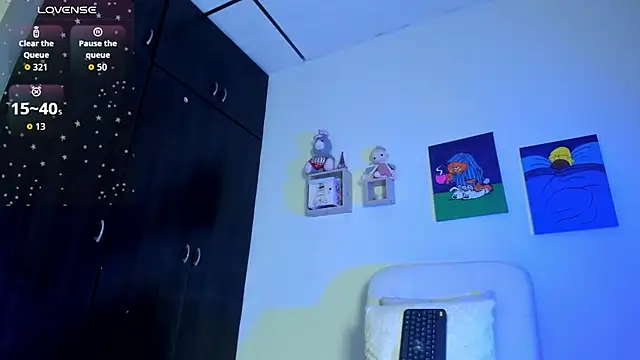 Snapshot of Lisvandr chatting on 09-24-25, 09:18 Lisvandr online show from 09-24-25, 09:18