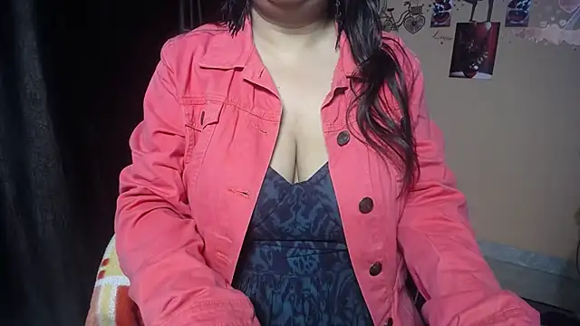 Shanvi  online show from 02-08-26, 01:25