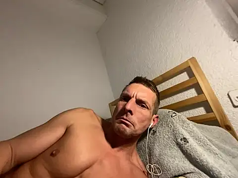 Goldmedall online show from 02-19-26, 01:01