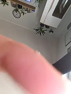 Snapshot of Blo666@xh chatting on 11-09-25, 09:07 Blo666xh online show from 11-09-25, 09:07