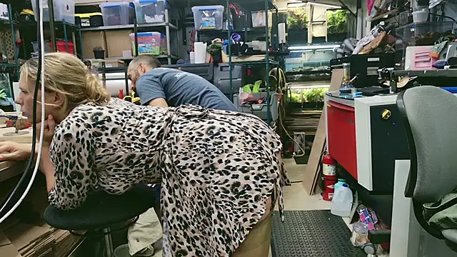 wifenheels online show from 10-03-25, 12:29