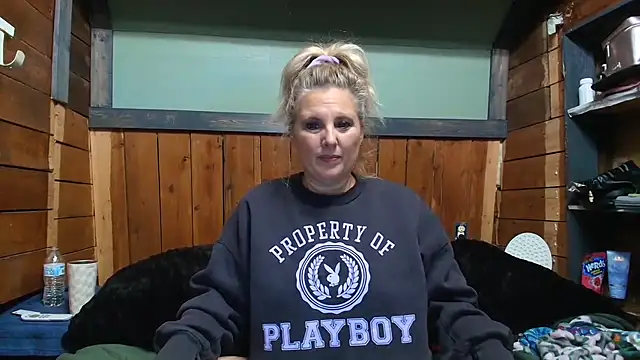 lisaxlovexxx online show from 01-12-26, 07:19