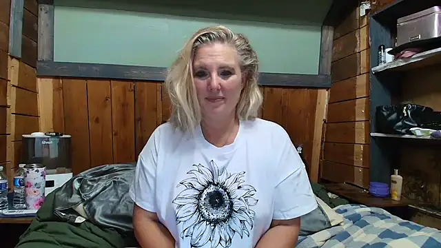 lisaxlovexxx online show from 03-20-26, 04:28