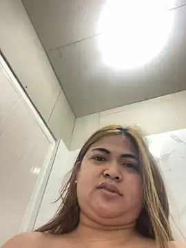 Snapshot of Bombshell_Ashy chatting on 12-27-24, 06:53 Bombshell Ashy online show from 12-27-24, 06:53