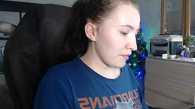 Snapshot of AnKey_Rayah chatting on 12-29-24, 03:24 AnKey Rayah online show from 12-29-24, 03:24