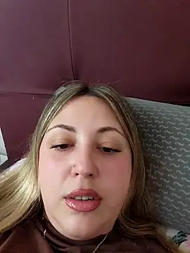 Snapshot of sofiabichota chatting on 04-08-26, 10:48 sofiabichota online show from 04-08-26, 10:48