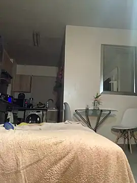 CurvyDesire1 online show from 03-21-25, 12:29