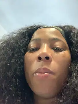 CurvyDesire1 online show from 09-20-25, 06:47