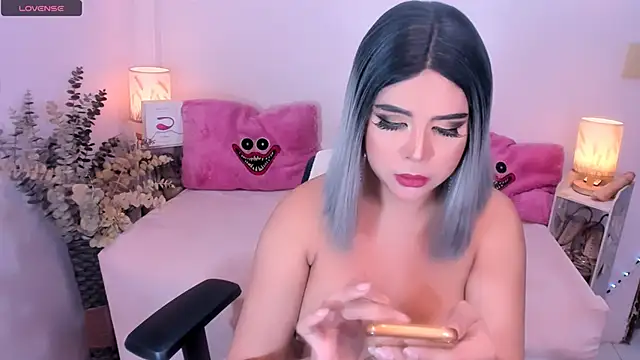 Snapshot of AmazingDREAMGirl chatting on 09-18-25, 11:56 AmazingDREAMGirl online show from 09-18-25, 11:56