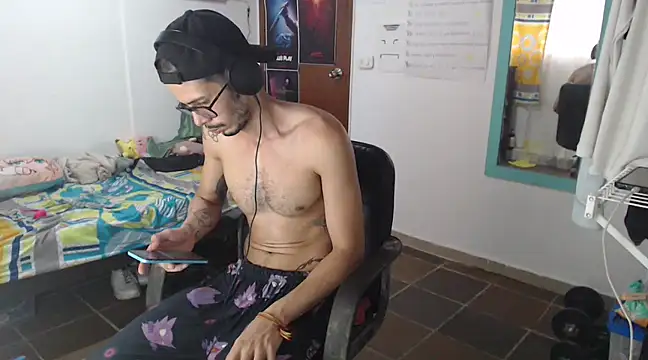 alisterxxx online show from 03-18-25, 10:26