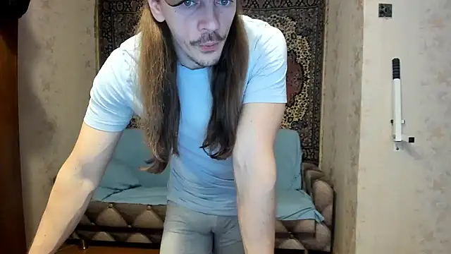 Snapshot of Marrymepls chatting on 01-17-25, 05:53 Marrymepls online show from 01-17-25, 05:53