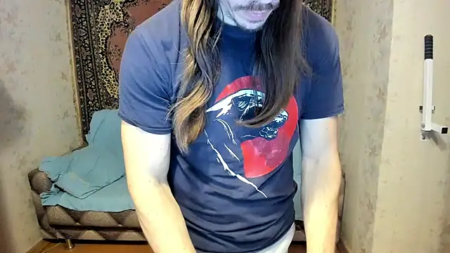 Snapshot of Marrymepls chatting on 01-24-25, 04:17 Marrymepls online show from 01-24-25, 04:17