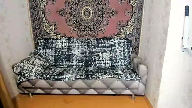 Snapshot of Marrymepls chatting on 01-29-25, 07:15 Marrymepls online show from 01-29-25, 07:15