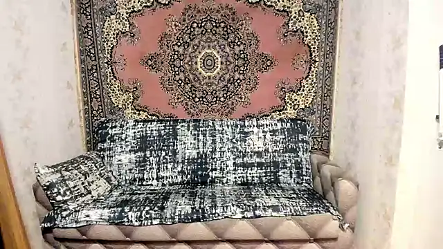 Snapshot of Marrymepls chatting on 02-03-25, 06:17 Marrymepls online show from 02-03-25, 06:17