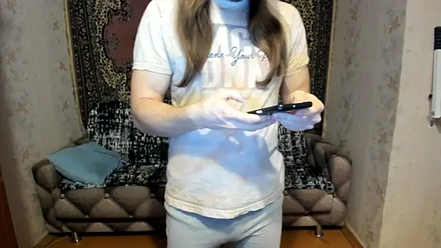 Snapshot of Marrymepls chatting on 03-04-25, 04:52 Marrymepls online show from 03-04-25, 04:52