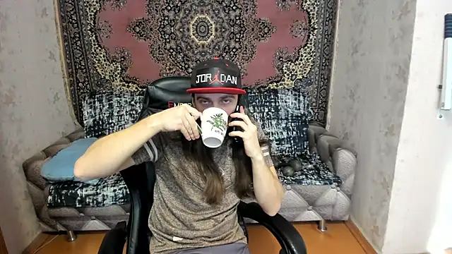 Snapshot of Marrymepls chatting on 03-11-25, 02:51 Marrymepls online show from 03-11-25, 02:51