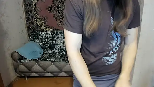 Snapshot of Marrymepls chatting on 03-20-25, 05:02 Marrymepls online show from 03-20-25, 05:02