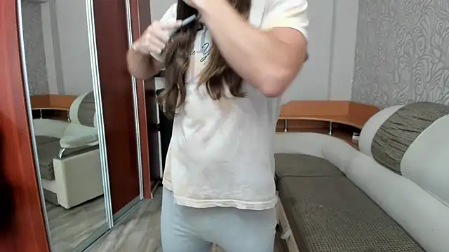 Snapshot of Marrymepls chatting on 09-12-25, 04:34 Marrymepls online show from 09-12-25, 04:34