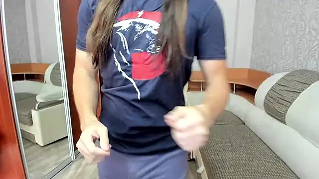 Snapshot of Marrymepls chatting on 09-16-25, 02:56 Marrymepls online show from 09-16-25, 02:56