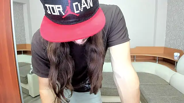 Snapshot of Marrymepls chatting on 09-24-25, 02:15 Marrymepls online show from 09-24-25, 02:15