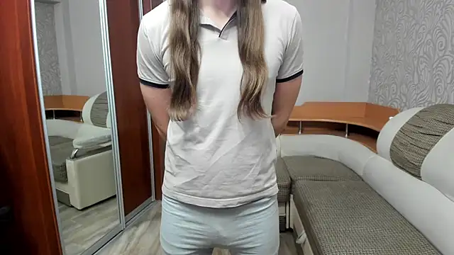 Snapshot of Marrymepls chatting on 10-05-25, 06:28 Marrymepls online show from 10-05-25, 06:28