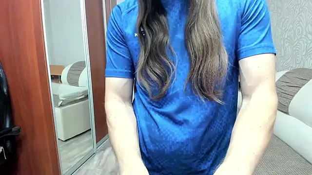 Snapshot of Marrymepls chatting on 10-30-25, 12:23 Marrymepls online show from 10-30-25, 12:23