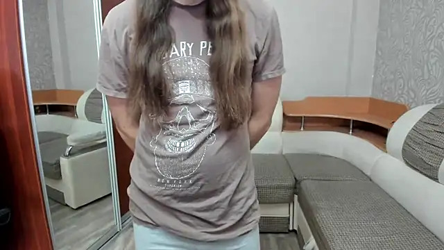 Snapshot of Marrymepls chatting on 11-04-25, 04:11 Marrymepls online show from 11-04-25, 04:11