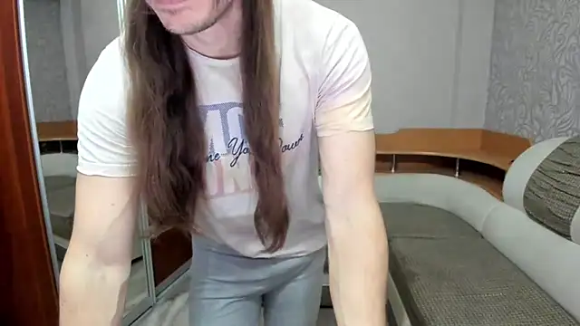 Snapshot of Marrymepls chatting on 11-09-25, 02:59 Marrymepls online show from 11-09-25, 02:59