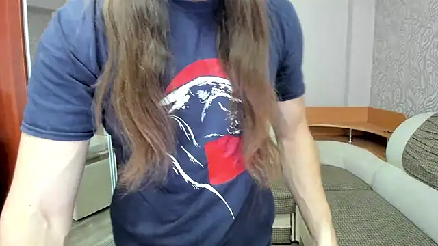 Snapshot of Marrymepls chatting on 11-11-25, 05:51 Marrymepls online show from 11-11-25, 05:51