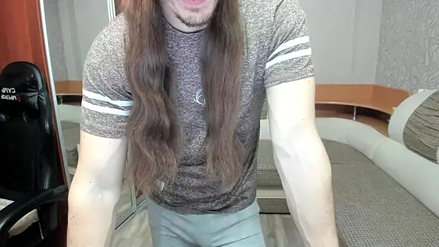 Marrymepls online show from 12-22-25, 11:51