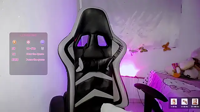 ninatiny online show from 02-02-26, 10:36