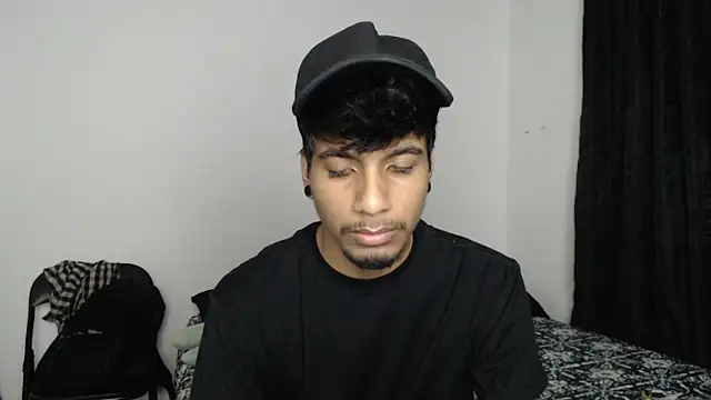 Snapshot of stevenosori chatting on 11-09-25, 09:40 stevenosori online show from 11-09-25, 09:40