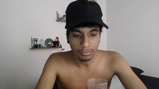 Snapshot of stevenosori chatting on 11-19-25, 09:26 stevenosori online show from 11-19-25, 09:26