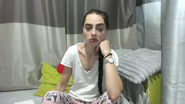 jessystarr online show from 11-20-25, 05:51