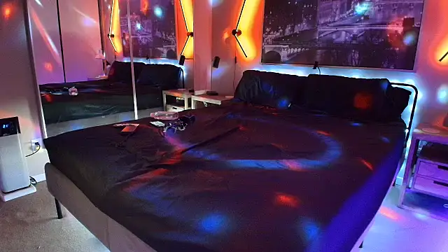 MikyFoxx online show from 01-17-26, 06:51