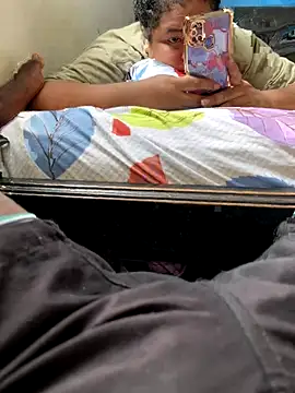 Snapshot of elnegro_696 chatting on 09-13-25, 07:35 elnegro 696 online show from 09-13-25, 07:35