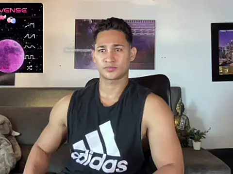 Snapshot of BenjaminCooperk chatting on 03-08-25, 11:16 BenjaminCooperk online show from 03-08-25, 11:16