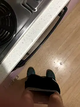 Bravissimo81 online show from 11-10-25, 10:20